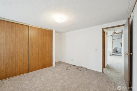 1427 100th Street SW Everett WA 98204
