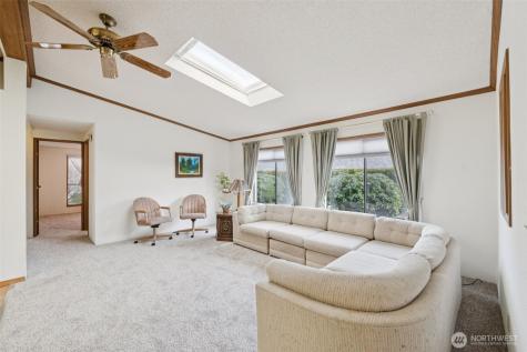 1427 100th Street SW Everett WA 98204