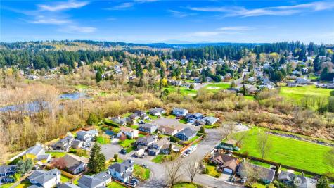 2721 211th Place SW Lynnwood WA 98036