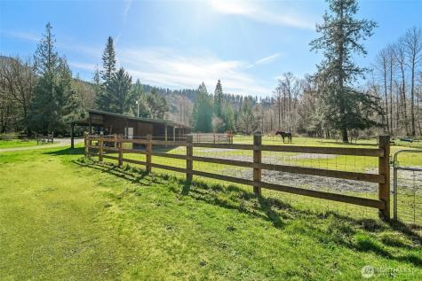 31211 Boulder Creek Drive Arlington WA 98223