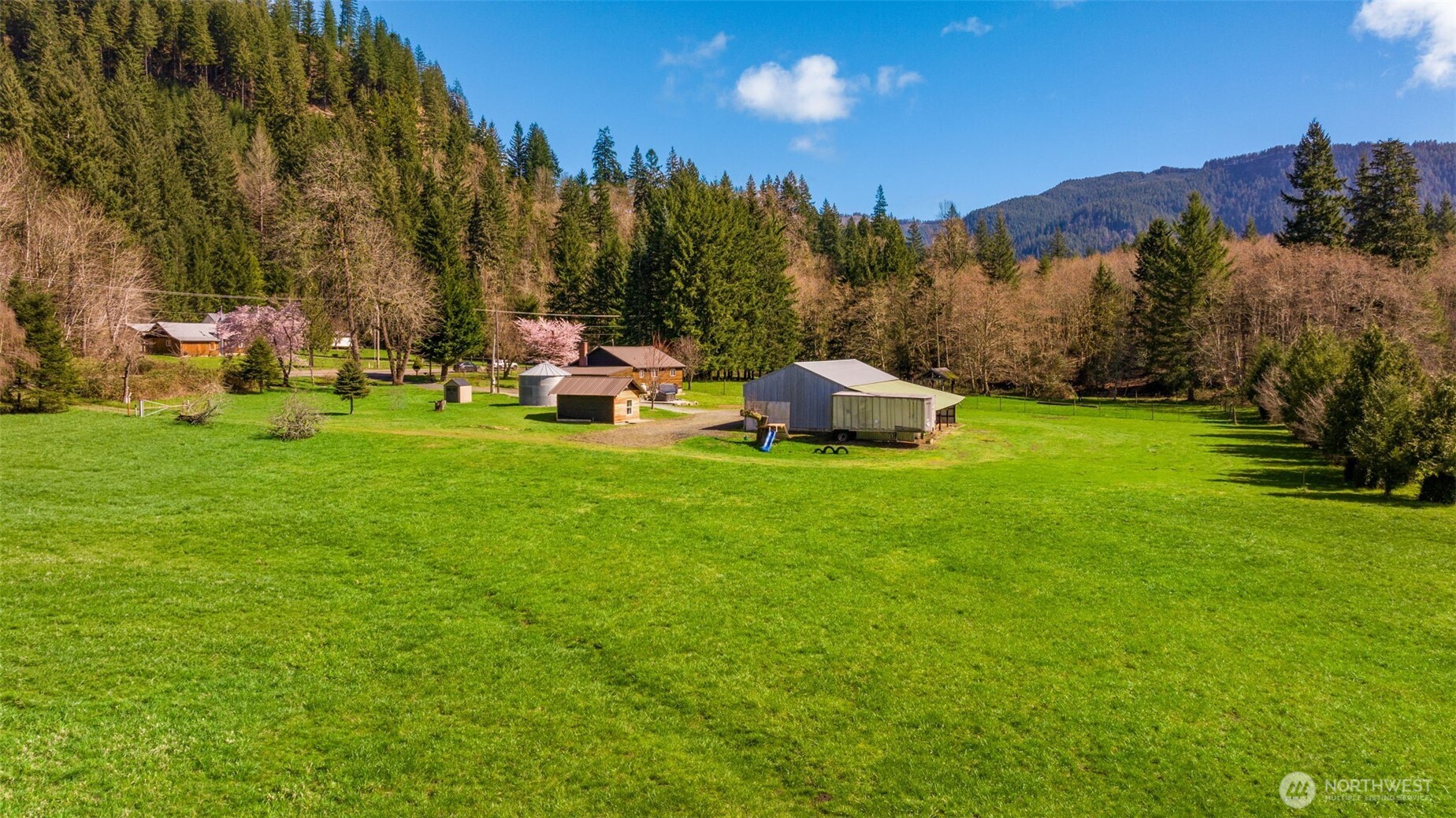 15052 Lewis River Road Ariel WA 98603