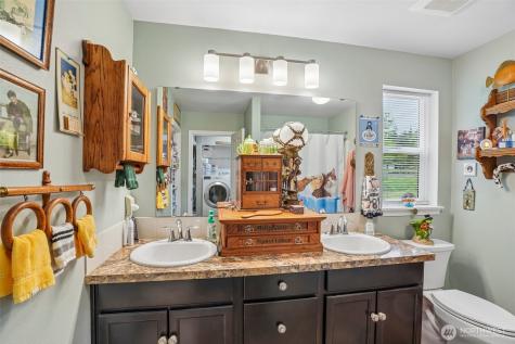 250 Olsen Road Kelso WA 98626