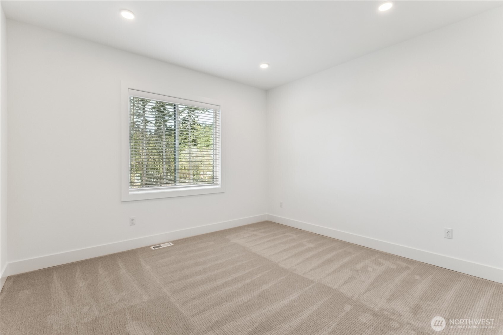 8509 137th Avenue SE Newcastle WA 98059