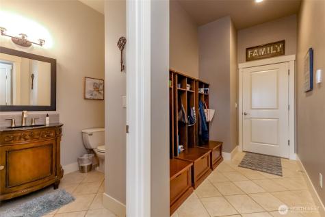 16609 139th Avenue E Puyallup WA 98374