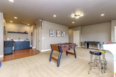 16609 139th Avenue E Puyallup WA 98374