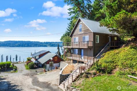 14758 SW Spring Beach Road Vashon WA 98070
