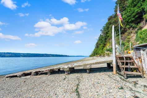 14758 SW Spring Beach Road Vashon WA 98070