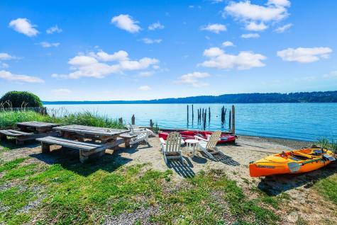 14758 SW Spring Beach Road Vashon WA 98070