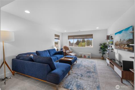 20818 54th Avenue W Lynnwood WA 98036