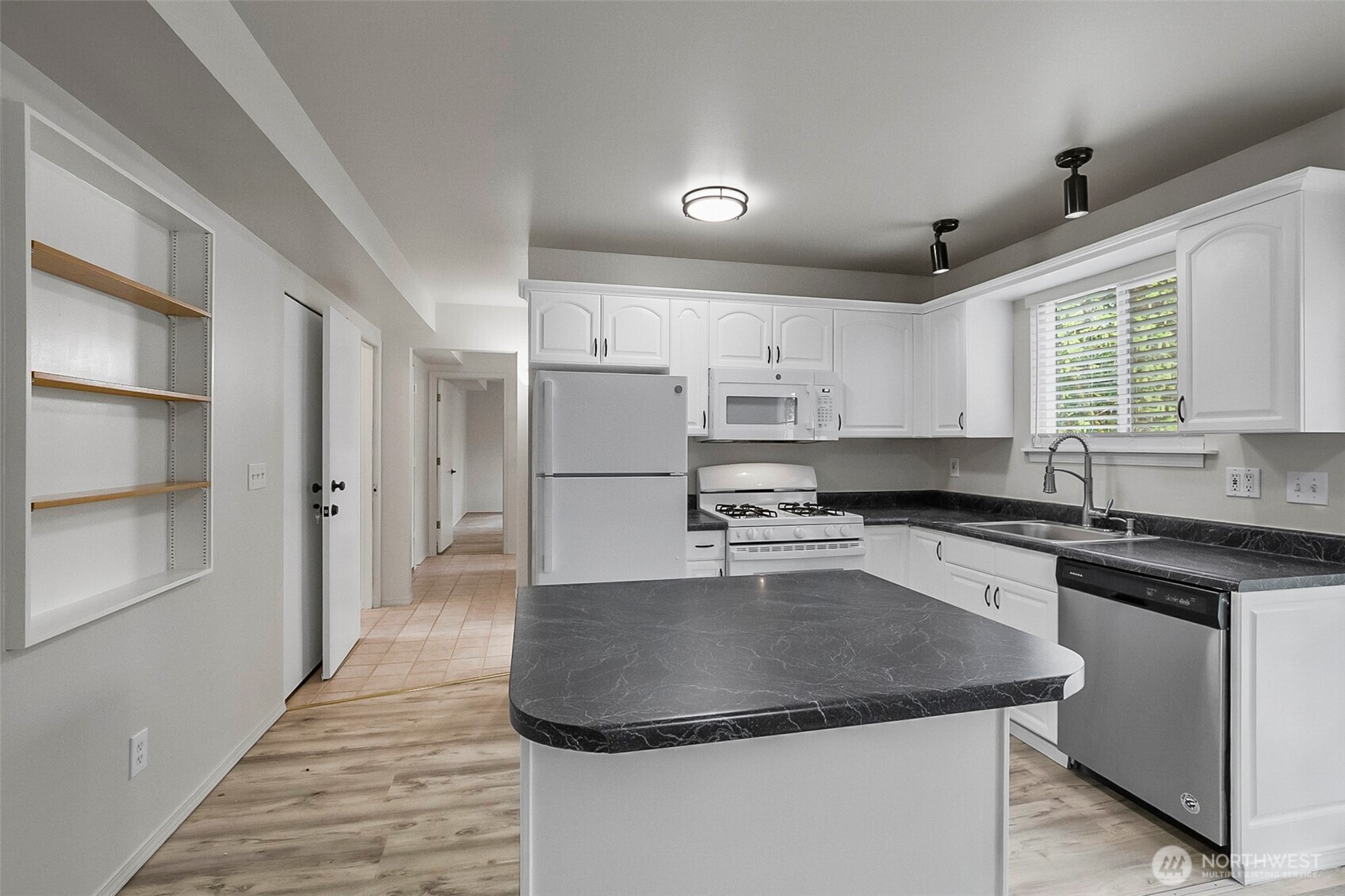 1839 NE 172nd Street Shoreline WA 98155