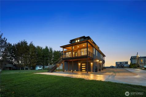 169 Driftwood Shores Road Camano Island WA 98282