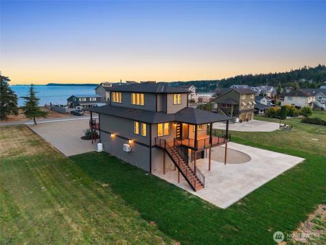 169 Driftwood Shores Road Camano Island WA 98282