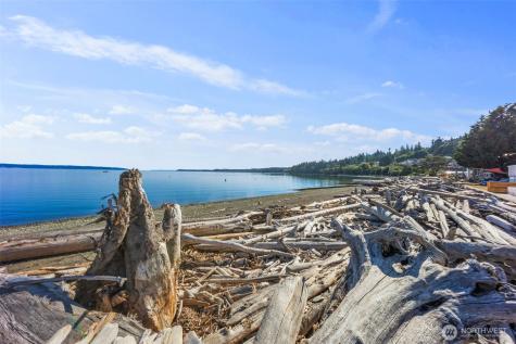 169 Driftwood Shores Road Camano Island WA 98282