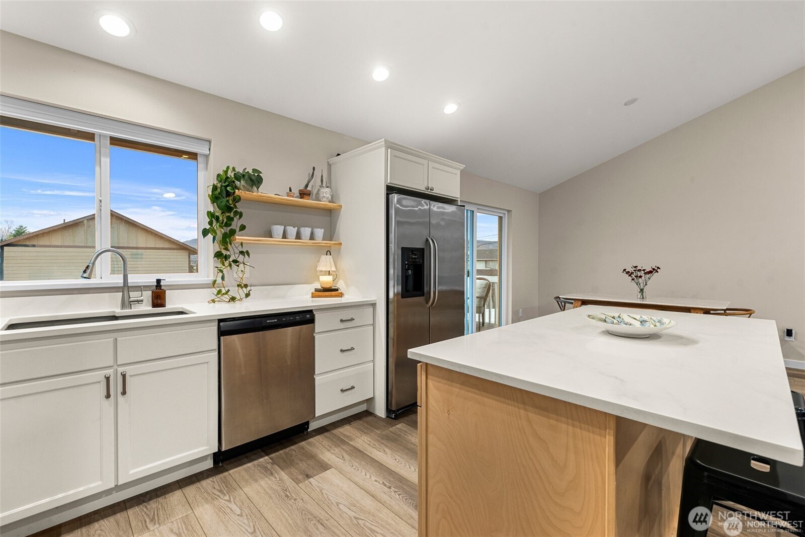 576 Saddle Rock Loop Wenatchee WA 98801