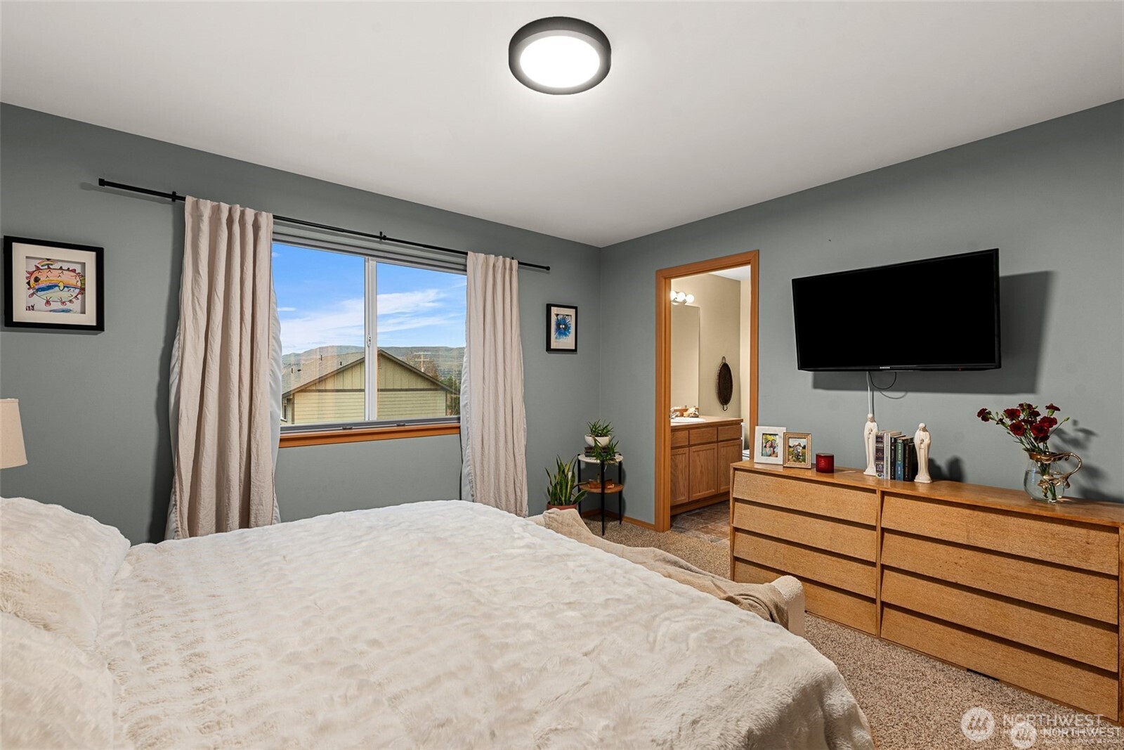 576 Saddle Rock Loop Wenatchee WA 98801