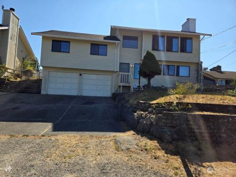 8832 14th Seattle WA 98106