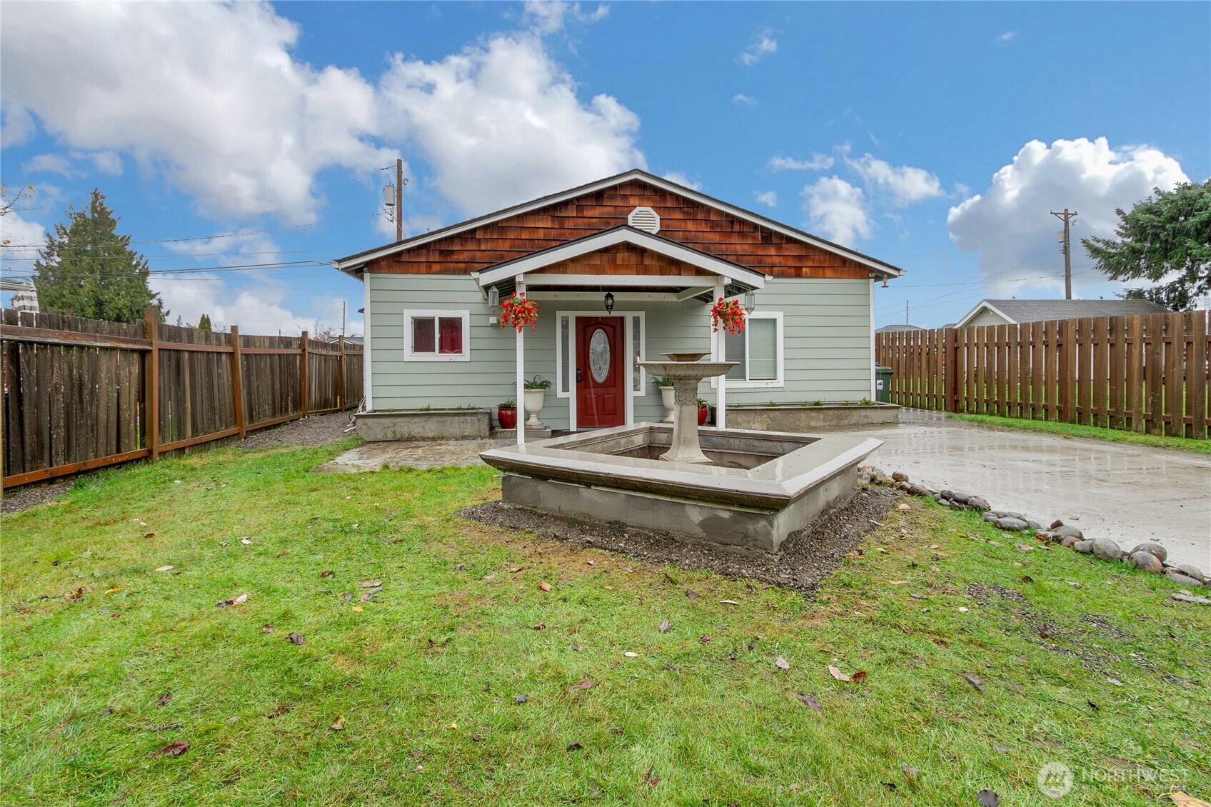 1319 E 66th Street Tacoma WA 98404