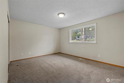 4281 Northgate Drive Oak Harbor WA 98277