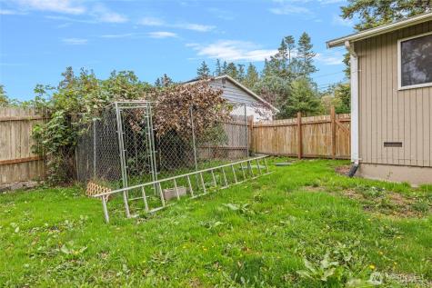 4281 Northgate Drive Oak Harbor WA 98277