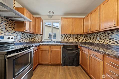 4281 Northgate Drive Oak Harbor WA 98277