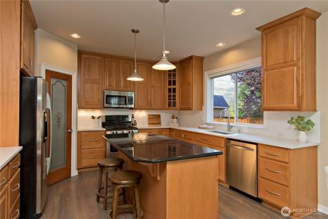 24907 SE 21st Place Sammamish WA 98075
