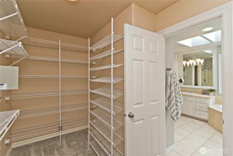 24907 SE 21st Place Sammamish WA 98075