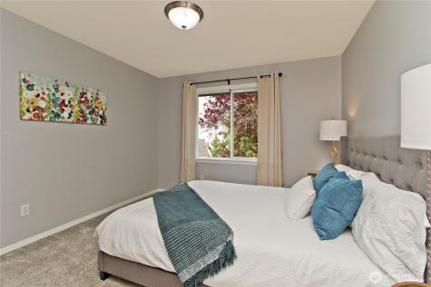 24907 SE 21st Place Sammamish WA 98075