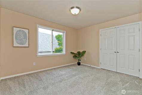 24907 SE 21st Place Sammamish WA 98075