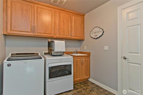 24907 SE 21st Place Sammamish WA 98075