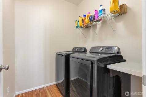 3091 Eagle Loop NE Lacey WA 98516