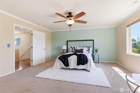 3091 Eagle Loop NE Lacey WA 98516