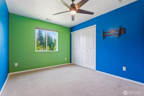 3091 Eagle Loop NE Lacey WA 98516