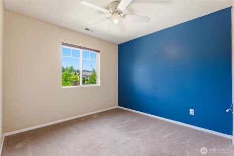 3091 Eagle Loop NE Lacey WA 98516