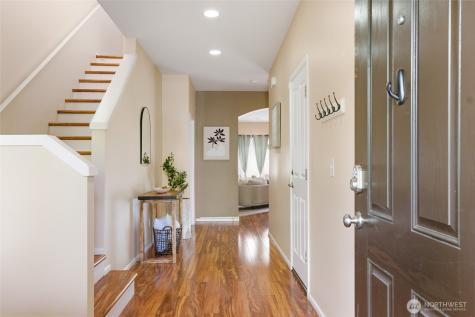 3091 Eagle Loop NE Lacey WA 98516