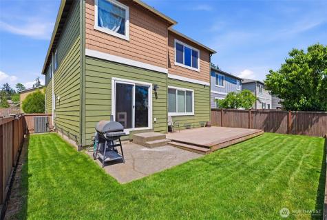 3091 Eagle Loop NE Lacey WA 98516