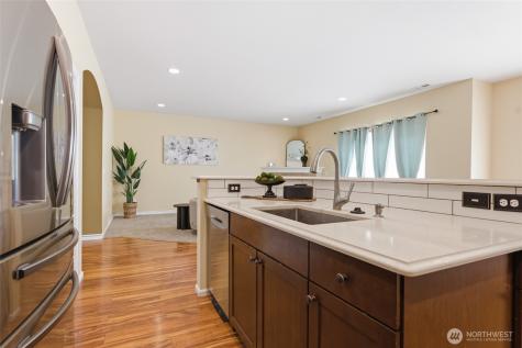 3091 Eagle Loop NE Lacey WA 98516