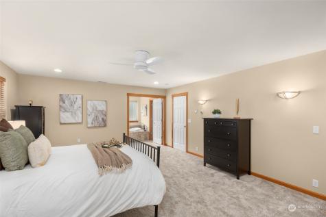223 138th Place Se Everett WA 98208