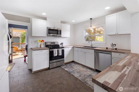 205 Franck Street Friday Harbor WA 98250