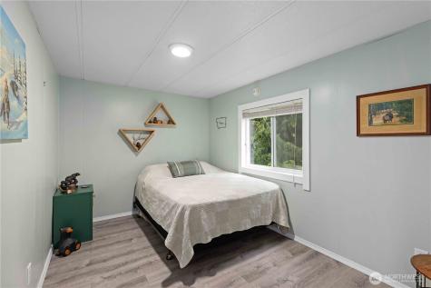11811 NE Jefferson Point Road Kingston WA 98346