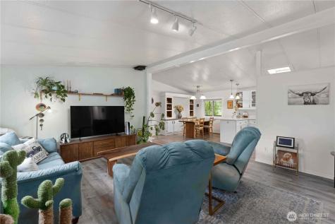 11811 NE Jefferson Point Road Kingston WA 98346