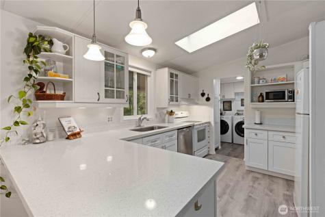 11811 NE Jefferson Point Road Kingston WA 98346