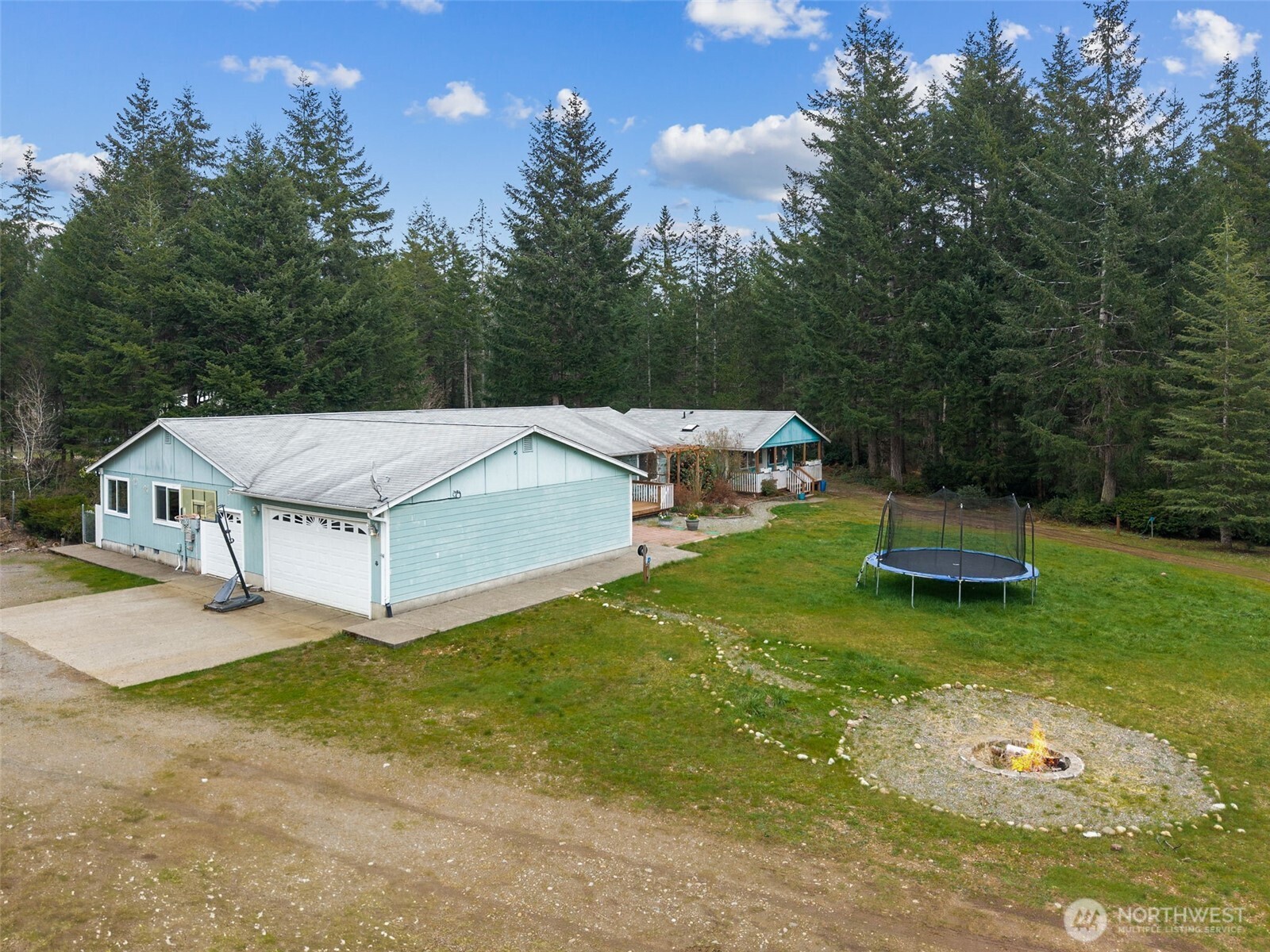 10 E Mooreview Lane E Shelton WA 98584