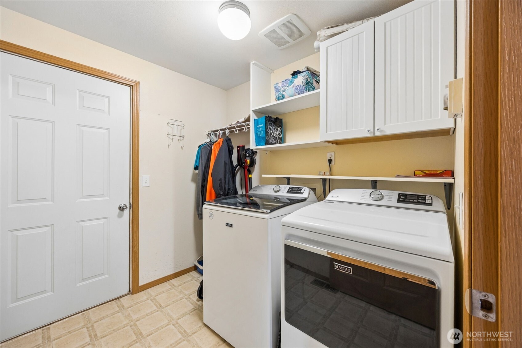 10 E Mooreview Lane E Shelton WA 98584