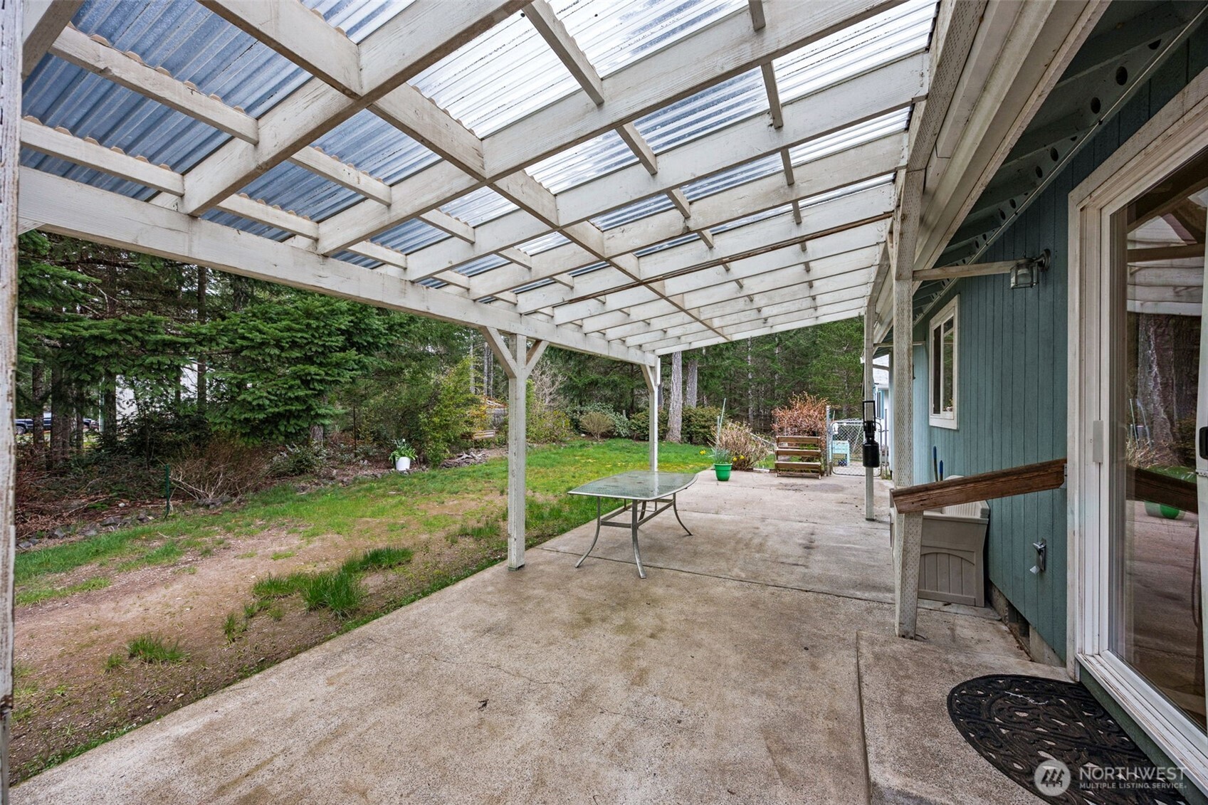 10 E Mooreview Lane E Shelton WA 98584