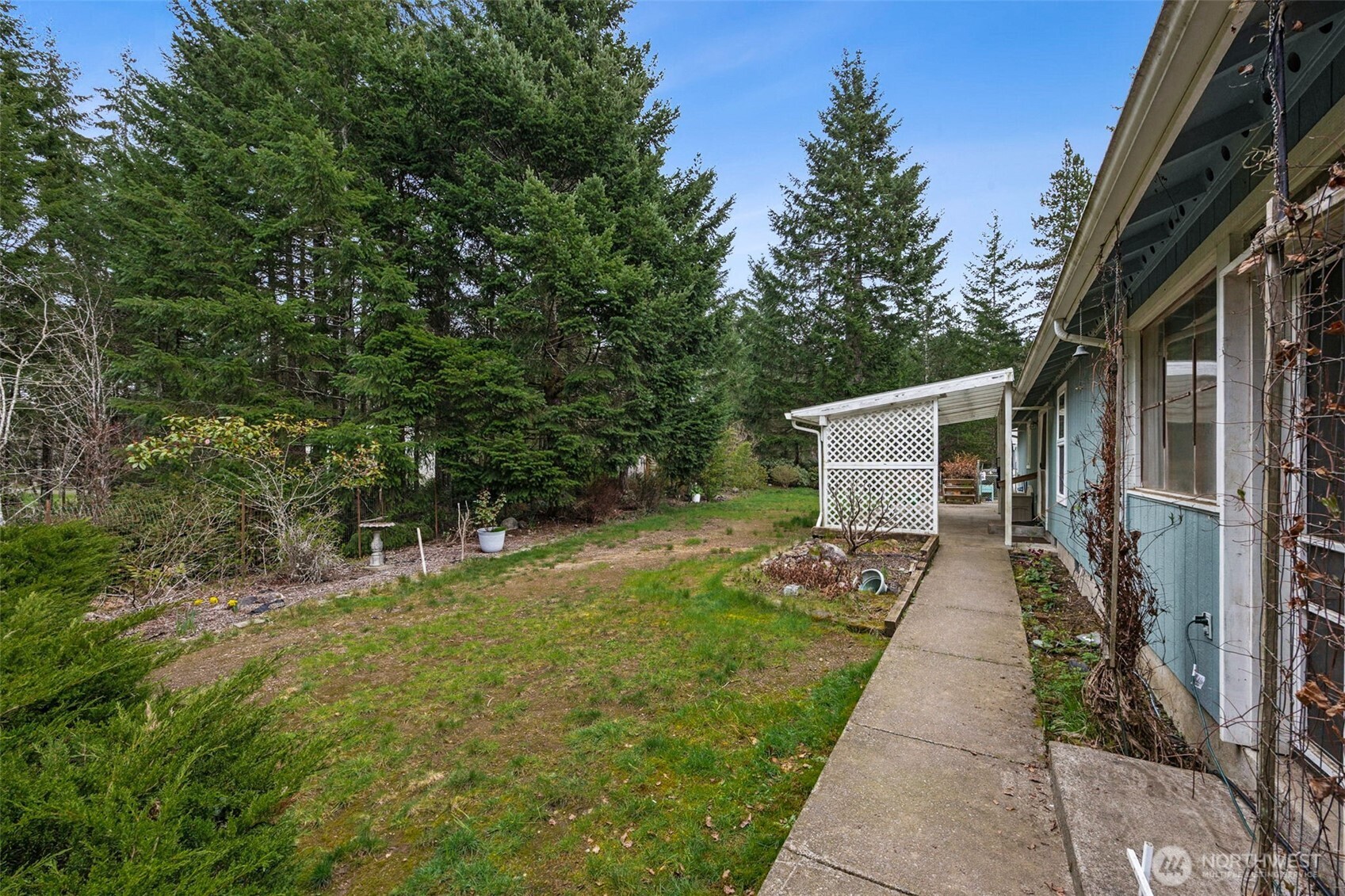 10 E Mooreview Lane E Shelton WA 98584