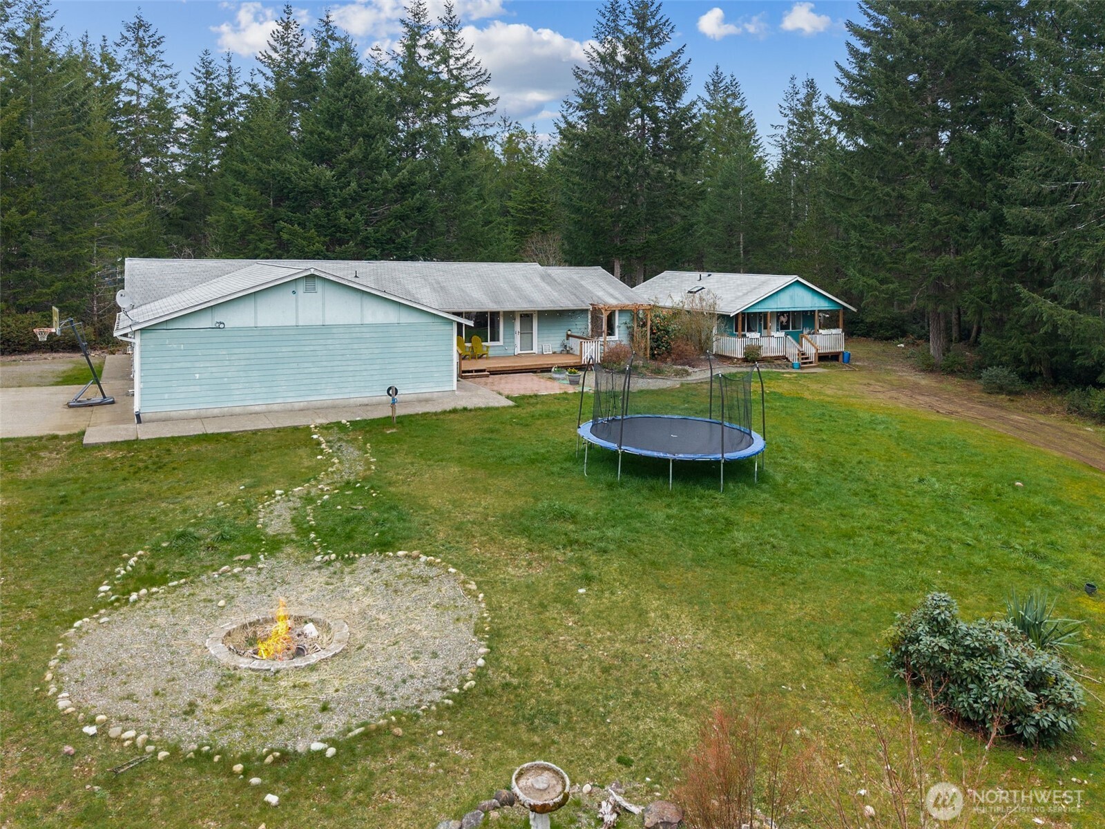 10 E Mooreview Lane E Shelton WA 98584