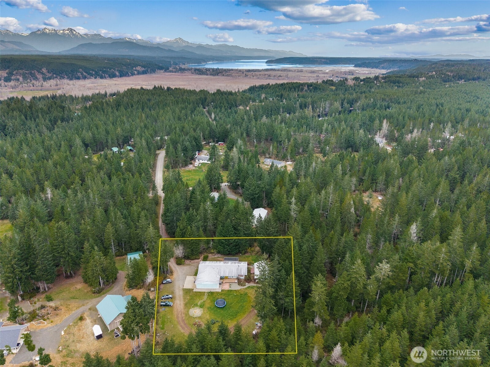 10 E Mooreview Lane E Shelton WA 98584