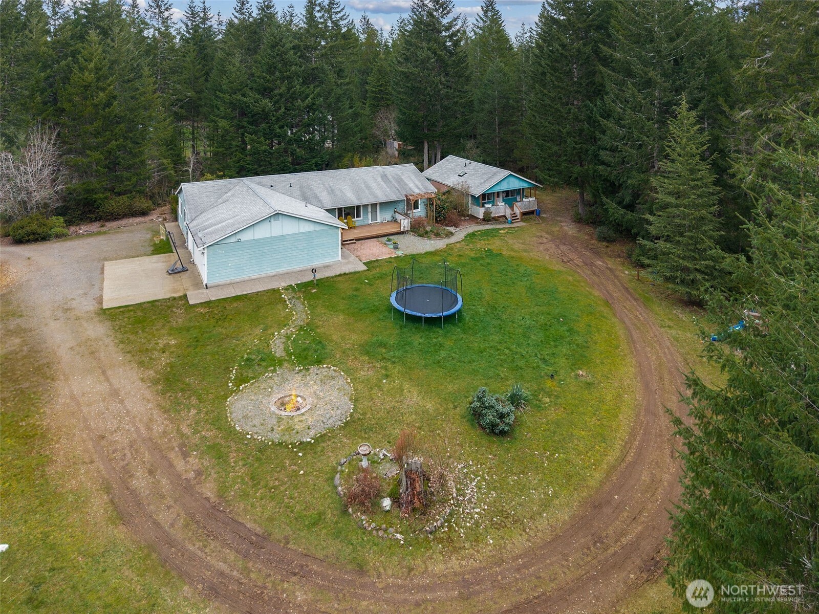 10 E Mooreview Lane E Shelton WA 98584