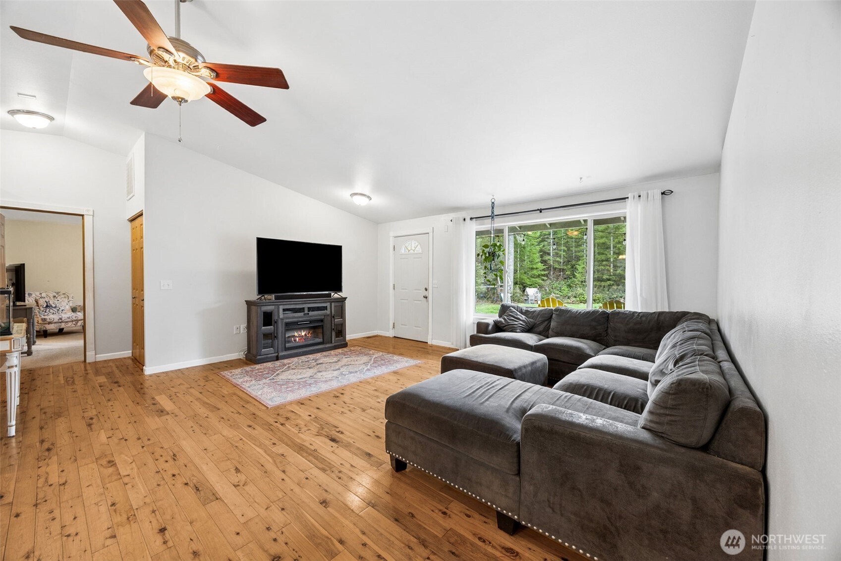 10 E Mooreview Lane E Shelton WA 98584