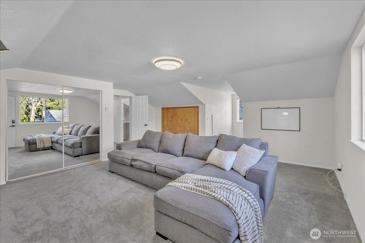 7225 95th Avenue SW Lakewood WA 98498